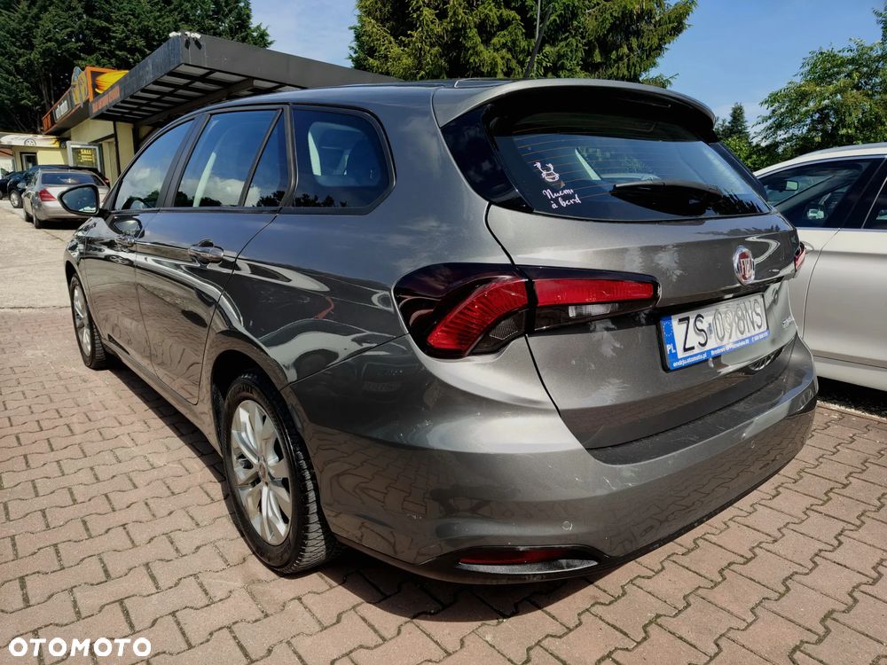Fiat Tipo 1.4 16V More - 9