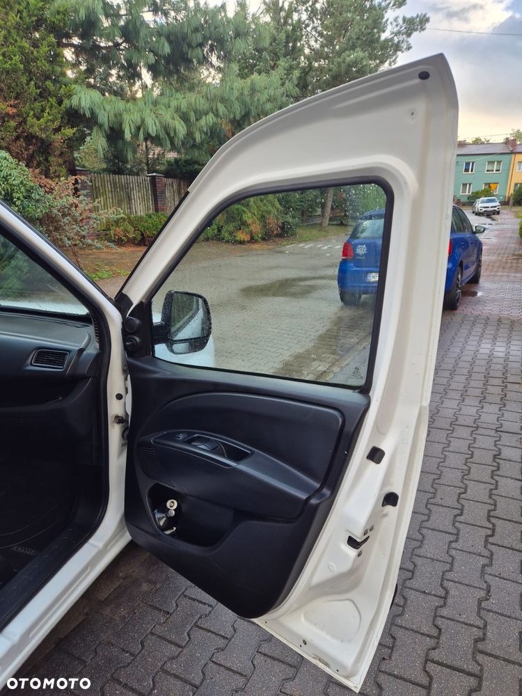 Opel Combo - 34