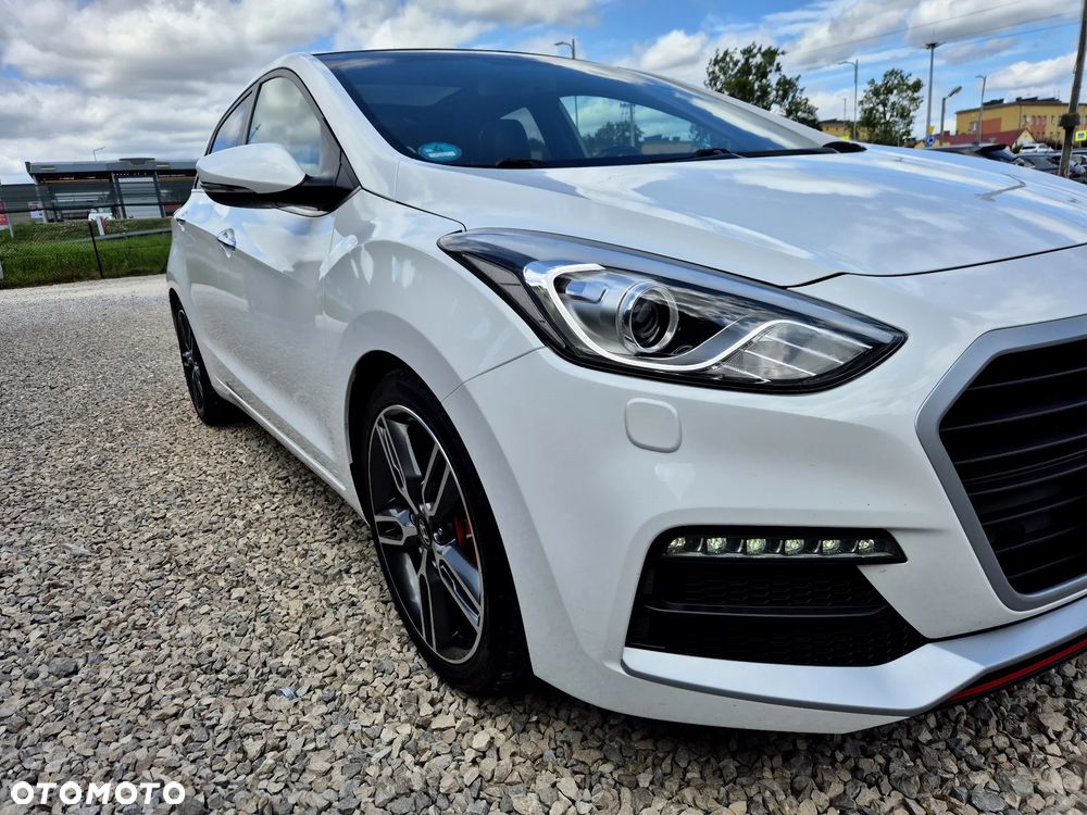 Hyundai i30 1.6 T GDI Turbo - 9