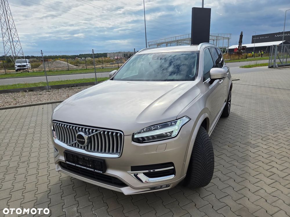 Volvo XC 90 B5 D AWD Plus Bright - 18