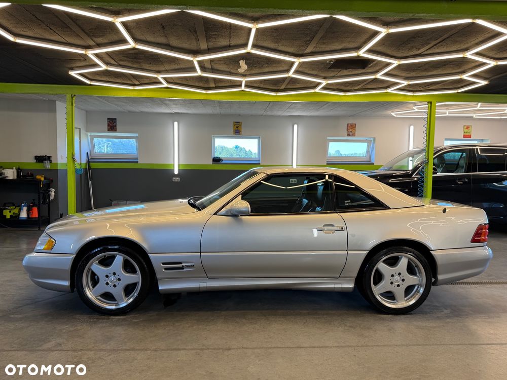 Mercedes-Benz SL - 14