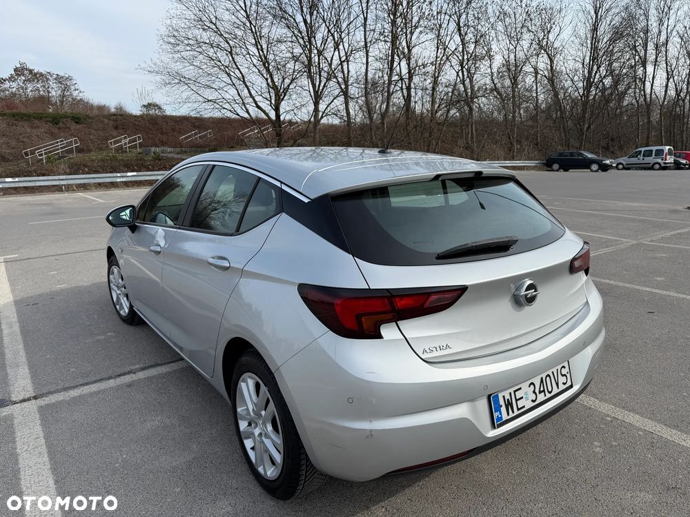Opel Astra 1.4 T Enjoy S&S - 15