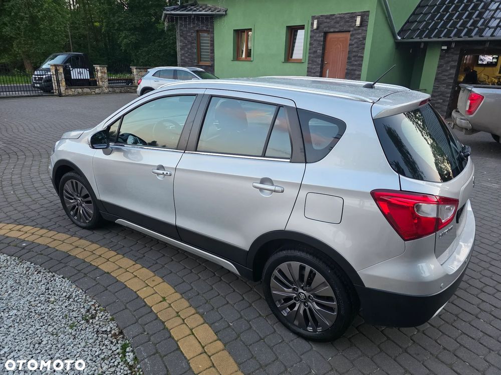 Suzuki SX4 1.6 VVT 4x2 Comfort - 4