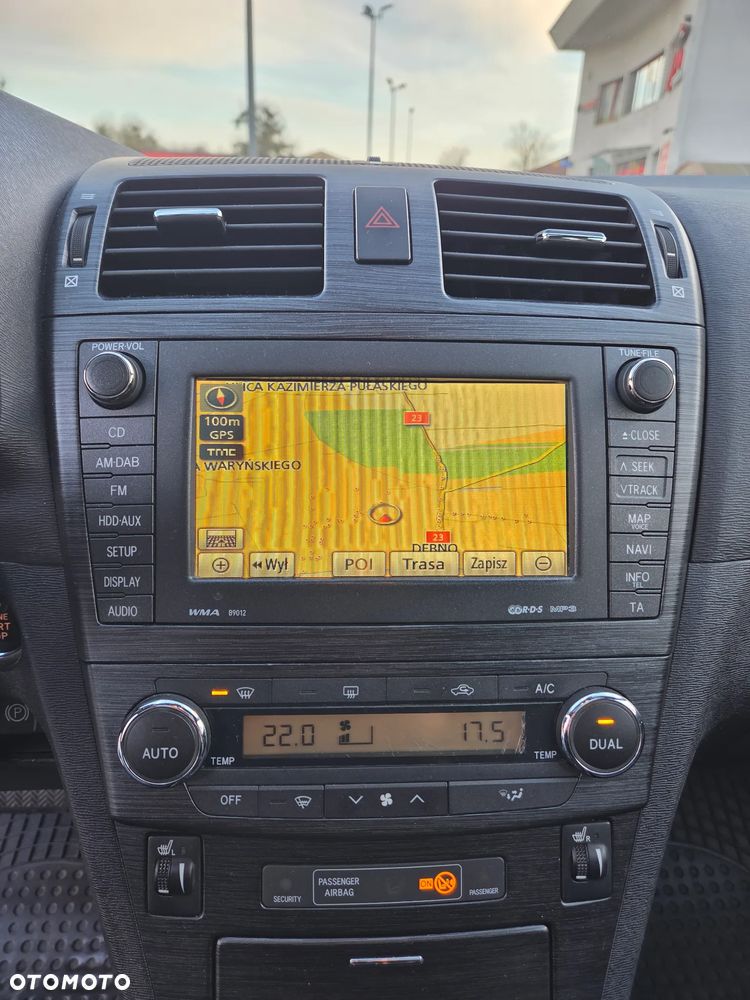 Toyota Avensis 2.2 D-4D Platinium - 16