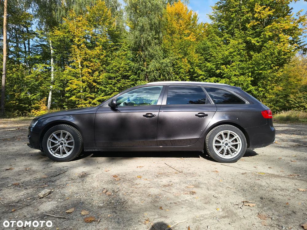 Audi A4 Avant - 5
