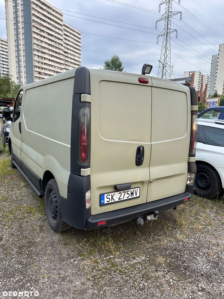 Renault Trafic - 10
