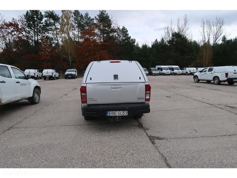 Isuzu D-Max - 5