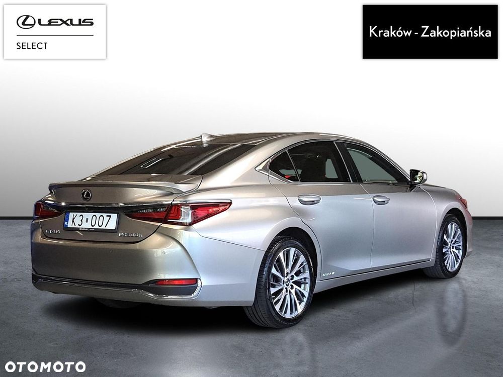 Lexus ES 300h Business Edition - 9