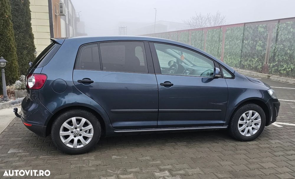 Volkswagen Golf Plus 1.9 TDI DSG Edition - 3