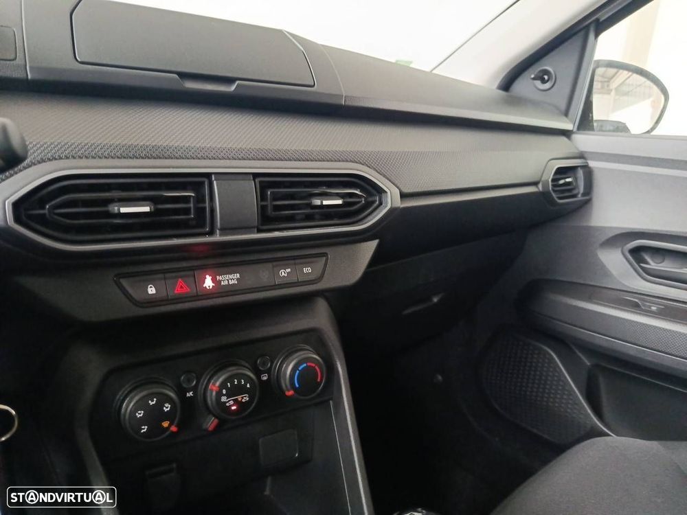 Dacia Sandero 1.0 ECO-G Essential Bi-Fuel - 20