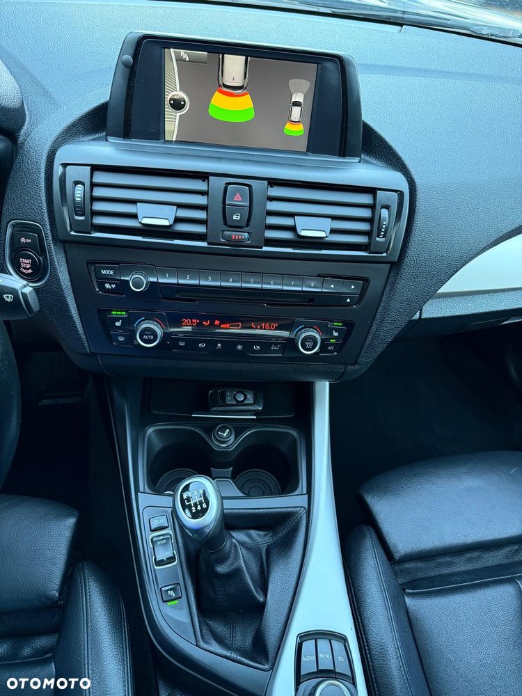 BMW Seria 1 120d Sport Line - 8