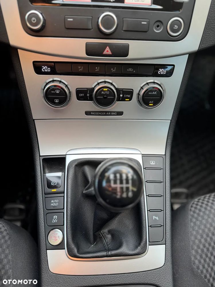 Volkswagen Passat 1.4 TSI Trendline - 33