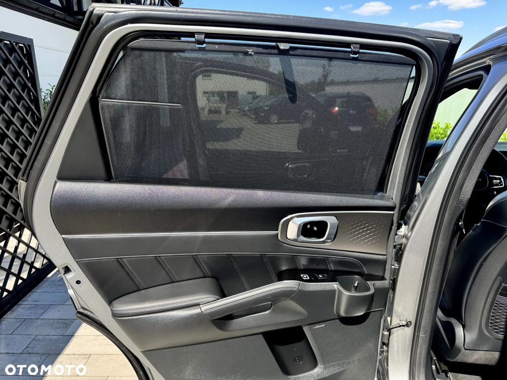Kia Sorento - 27