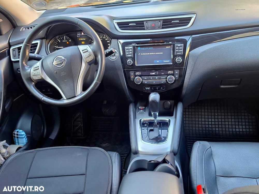 Nissan Qashqai 1.6 DCI Xtronic TEKNA - 11