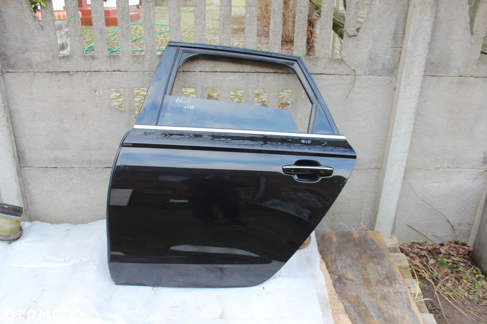 DRZWI TYLNE LEWE AUDI A6 C7 AVANT LY8X 2015