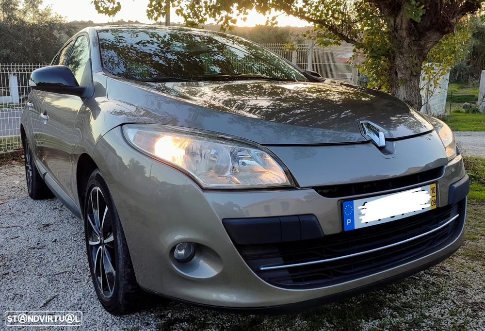 Renault Mégane 1.5 dCi Dynamique S - 1