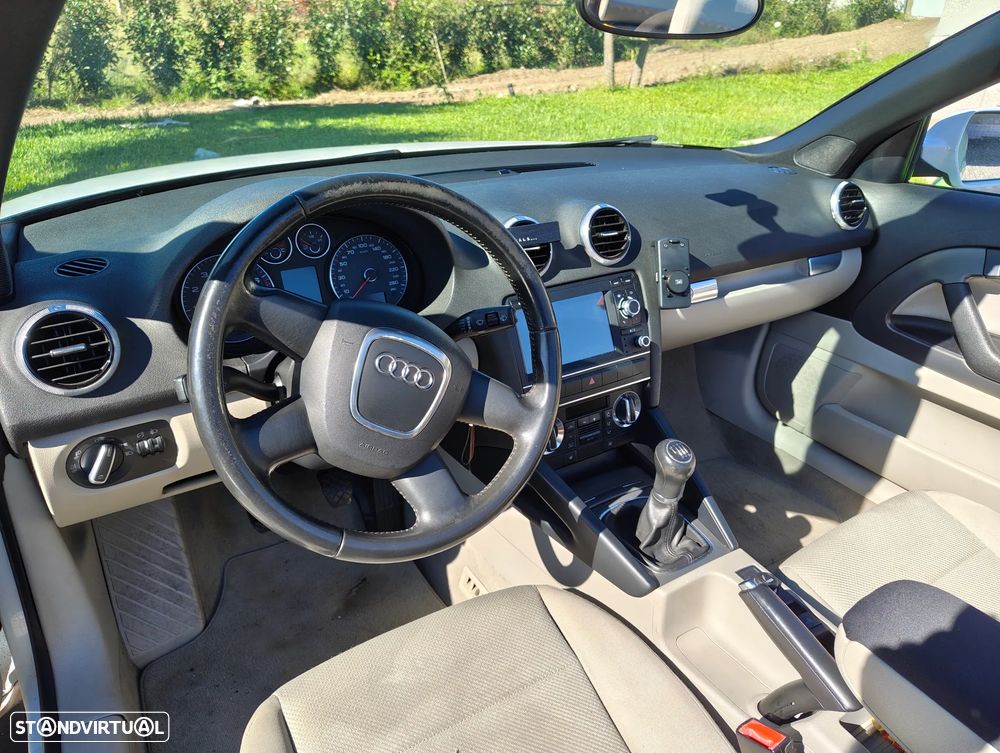 Audi A3 Cabrio 1.2 TFSi Attraction - 11