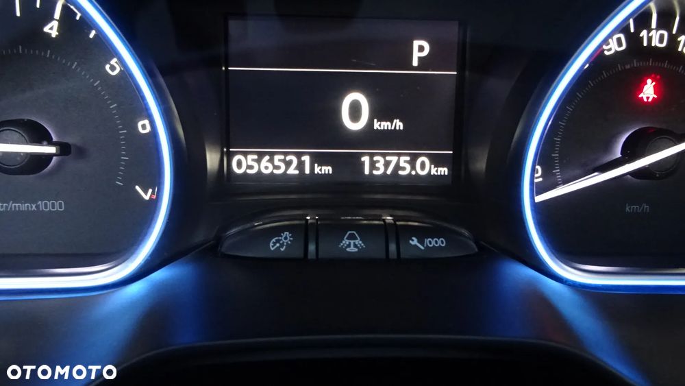 Peugeot 2008 1.2 Pure Tech GPF Allure S&S EAT6 - 13