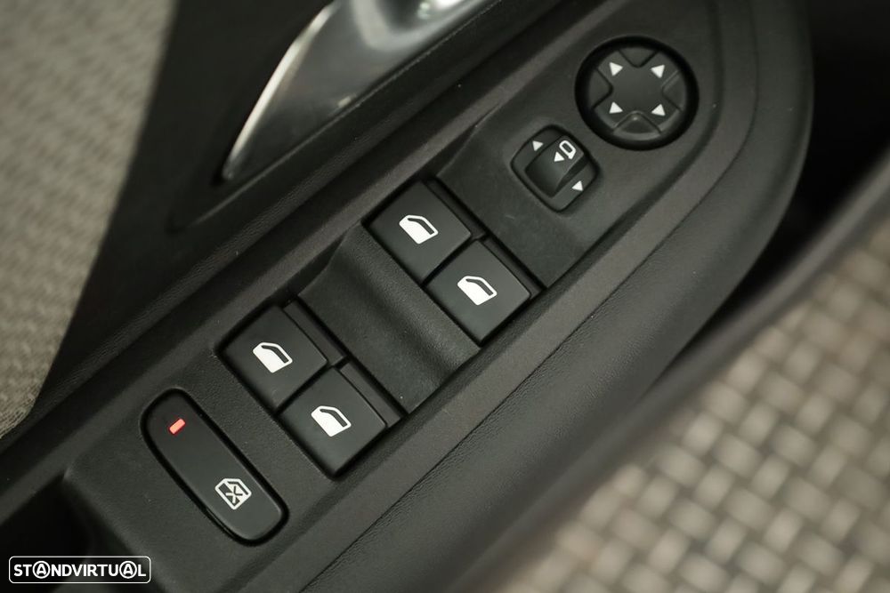 Citroën C4 1.2 PureTech Plus EAT8 - 18