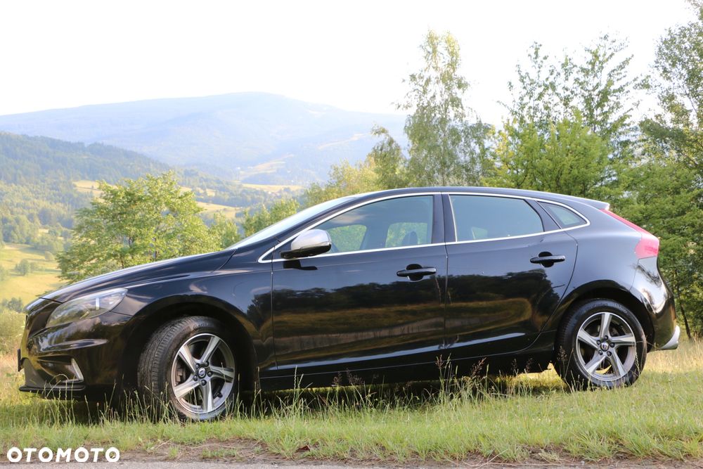 Volvo V40 D4 Drive-E R-Design Momentum - 14