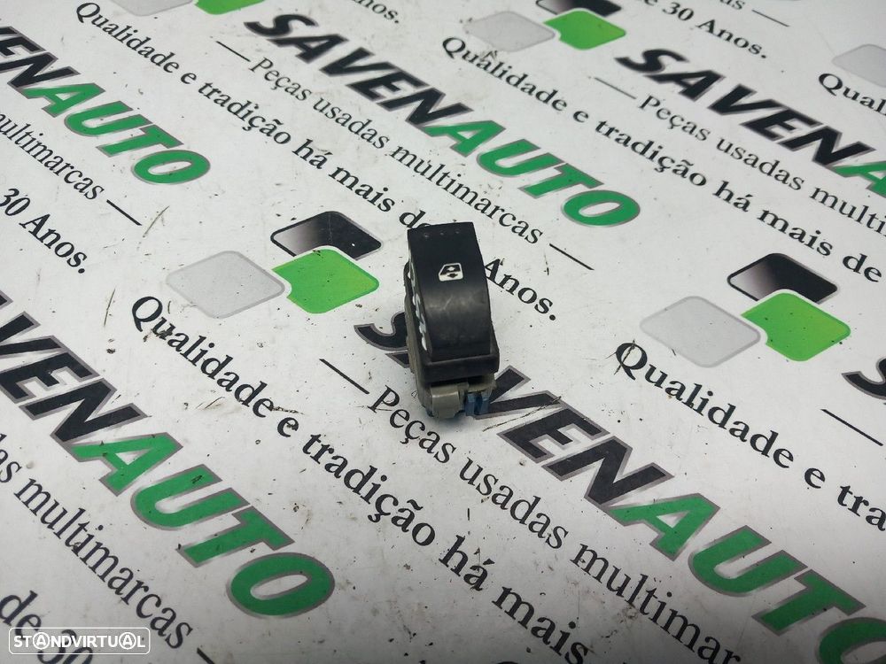 Botão / Botões / Comutador Vidro Dto Renault Master Iii Caixa (Fv) - 1