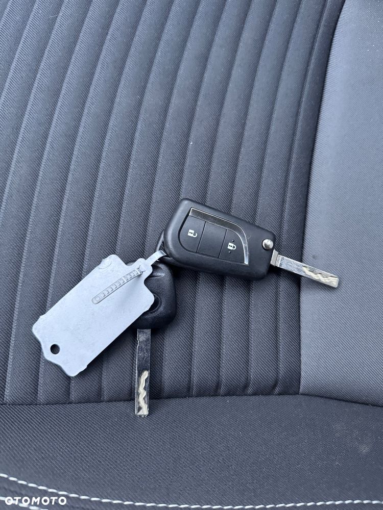 Toyota Yaris 1,5-Dual-VVT-iE - 11