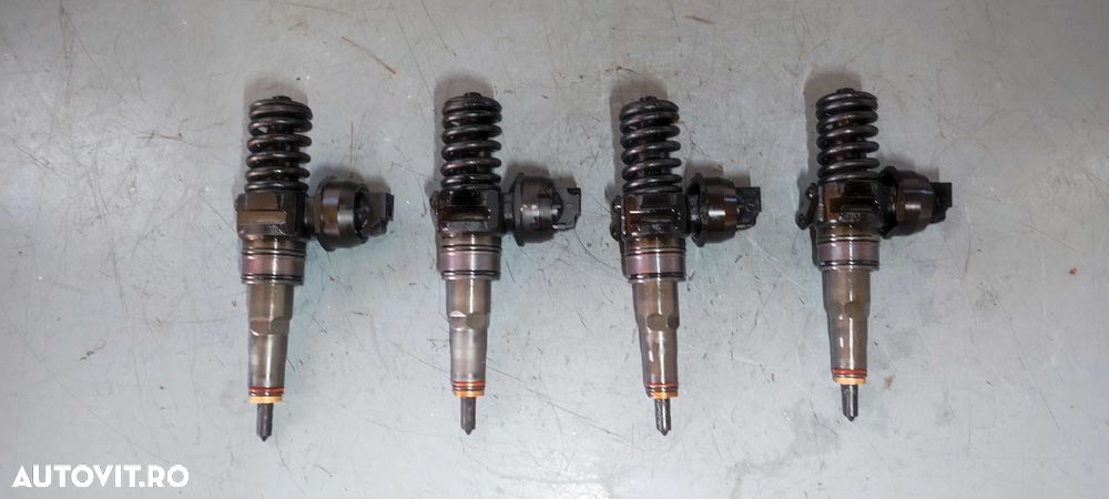 Injector injectoare volkswagen vw passat B6 sedan 2.0 BMP cod 038130073BK - 2