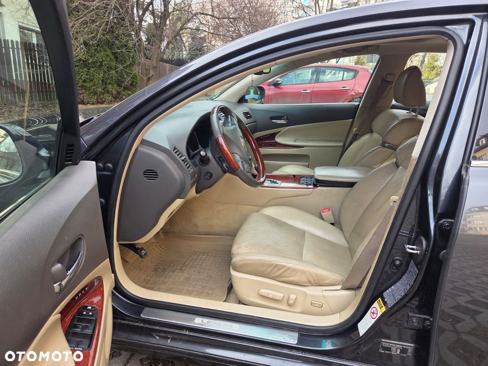Lexus GS 450h - 15