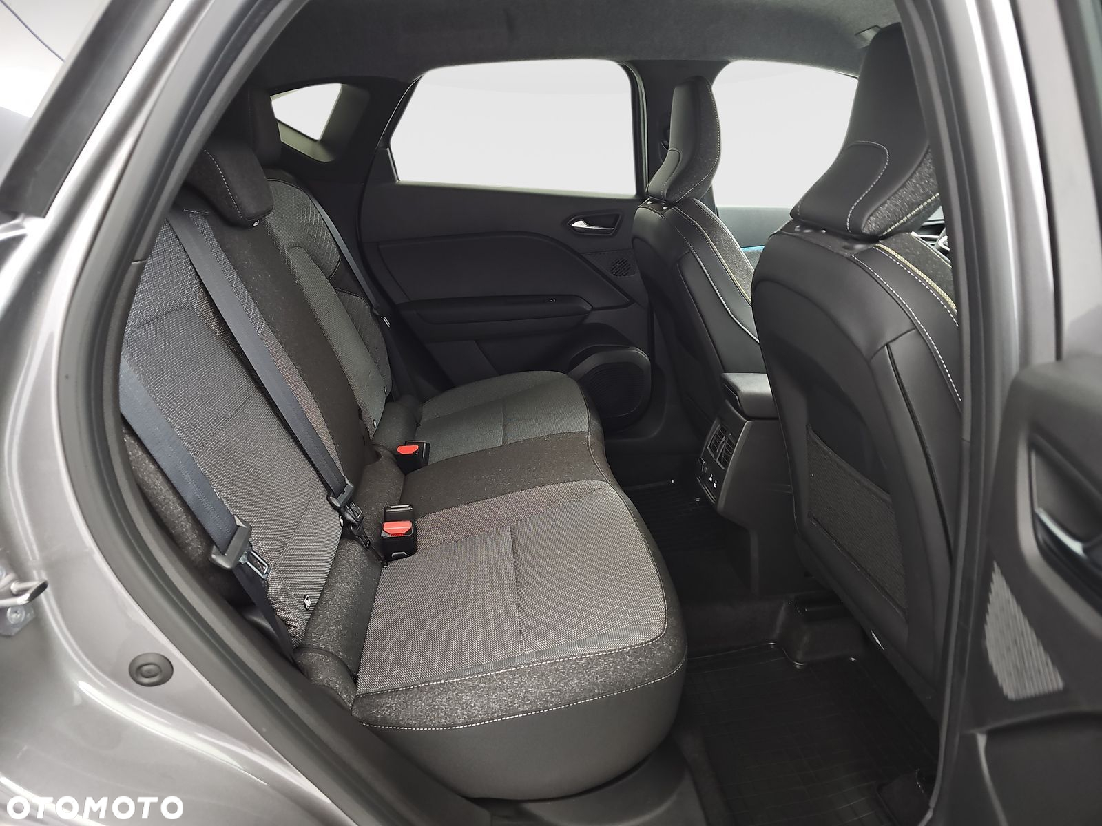 Renault Captur 1.0 TCe Techno - 33