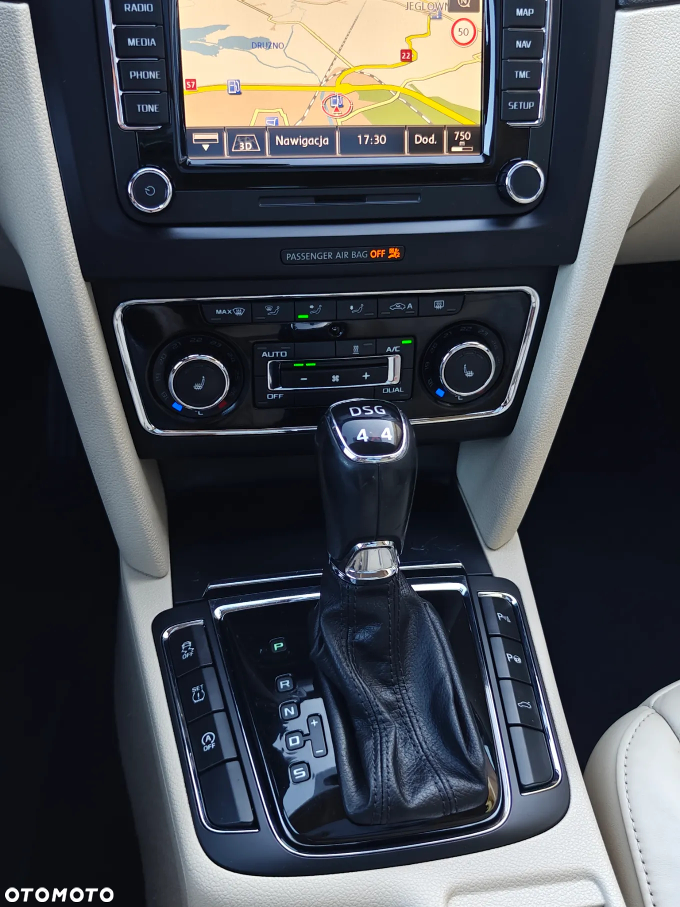 Skoda Superb 2.0 TDI 4x4 Platinum Outdoor DSG - 27