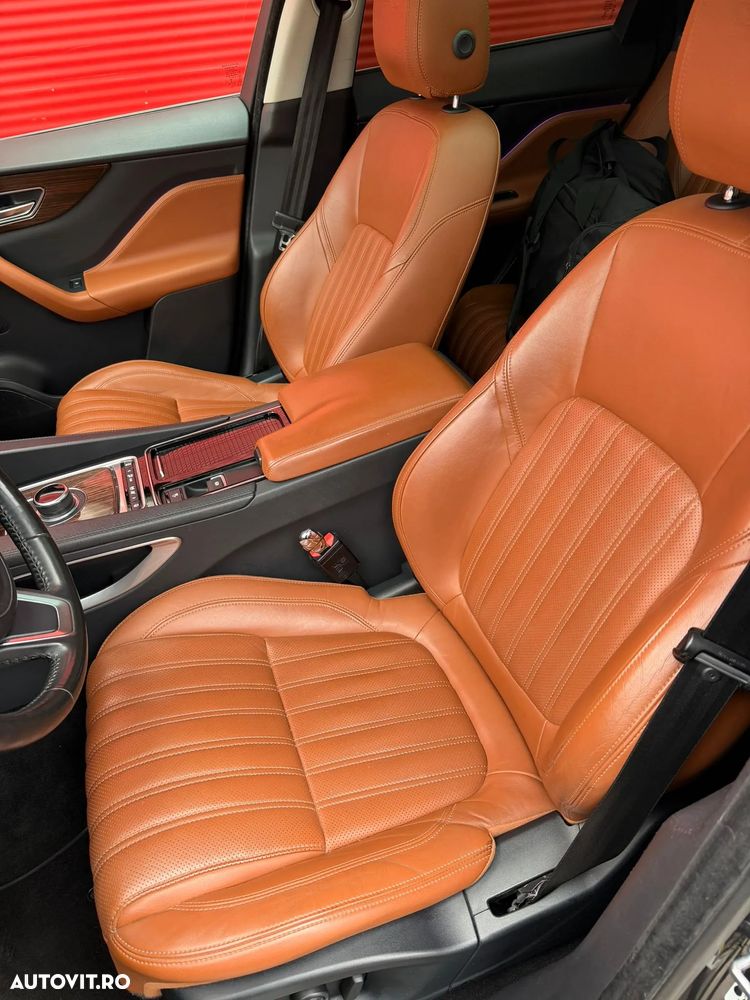 Jaguar F-Pace 25d AWD Aut. Portfolio - 20