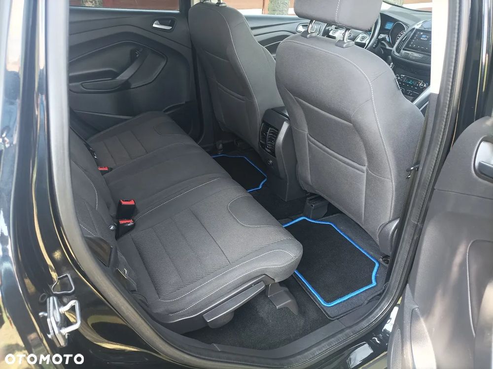 Ford Kuga 1.5 EcoBoost 2x4 Trend - 6