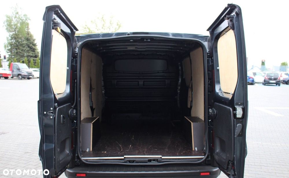 Renault Trafic - 15