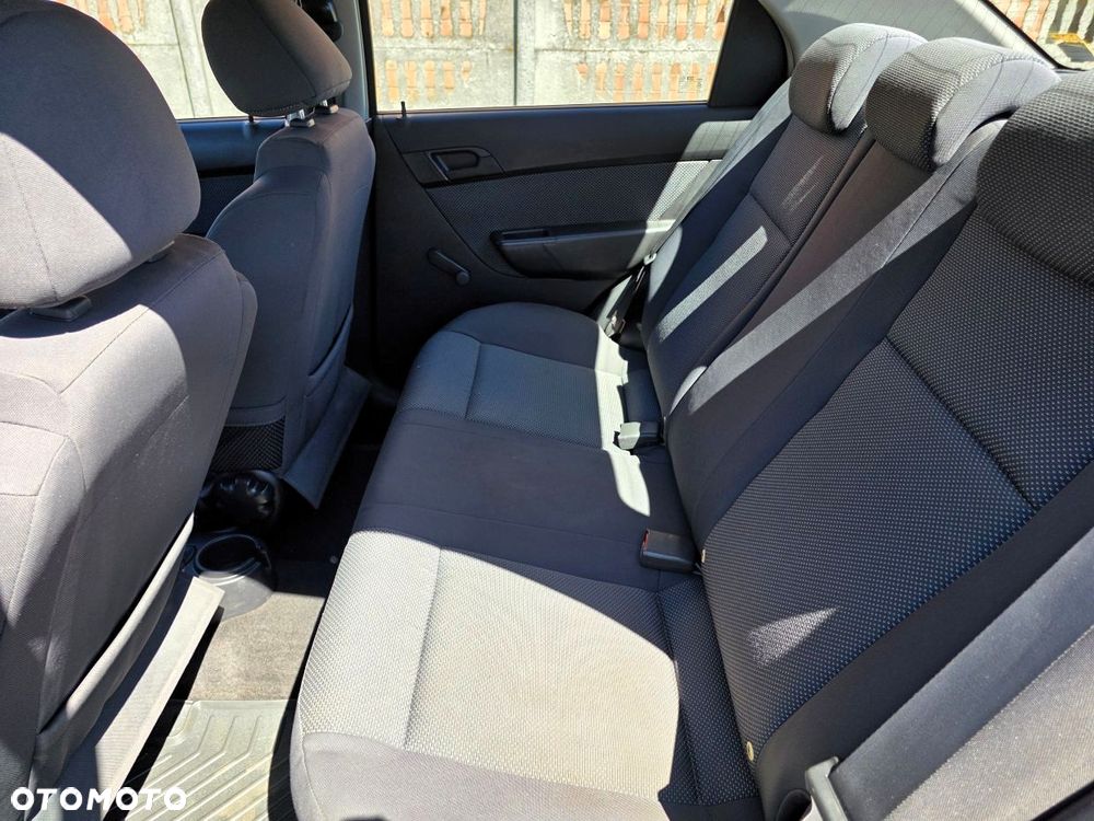 Chevrolet Aveo 1.4 SE / Star (abs,air2,klm) - 16