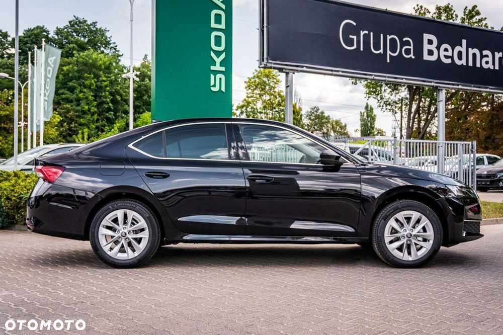 Skoda Octavia 2.0 TDI Edition 130 Selection DSG - 9