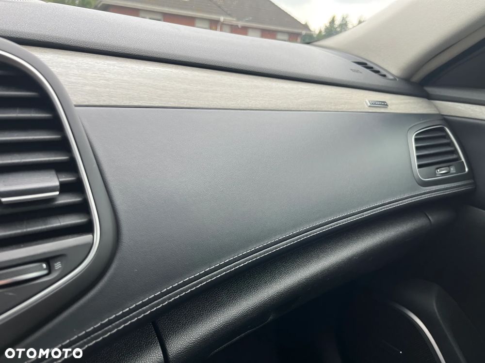 Renault Talisman ENERGY dCi 160 EDC INITIALE PARIS - 24