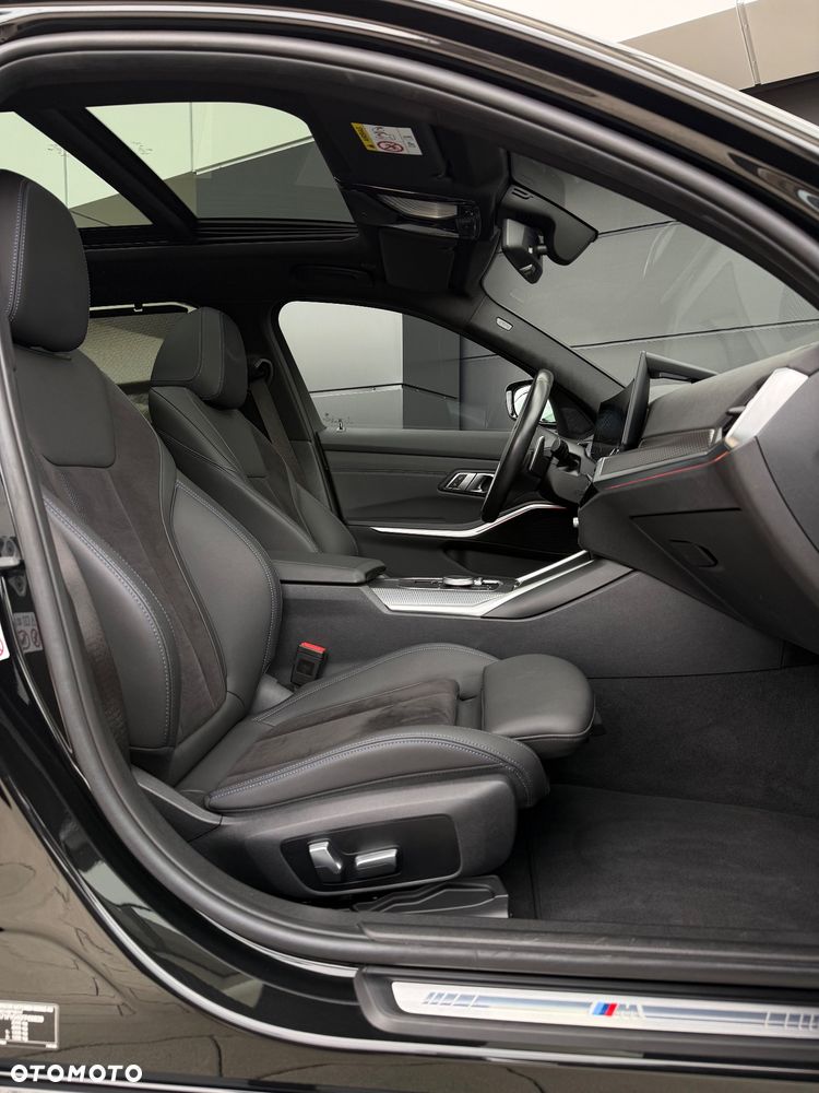 BMW Seria 3 330i xDrive M Sport sport - 32