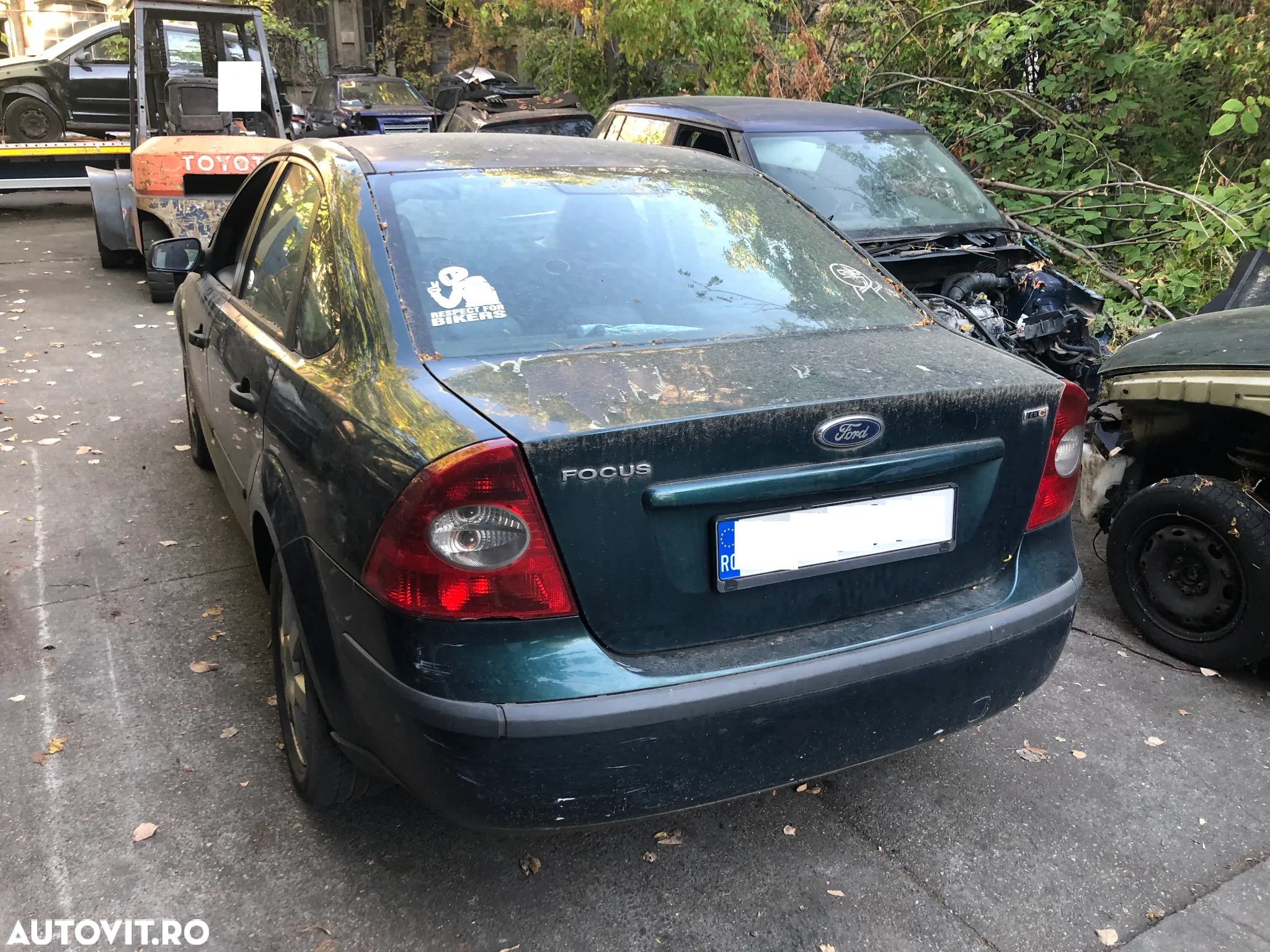 Dezmembrez Ford Focus 2 2006 verde 1,6 diesel - 2