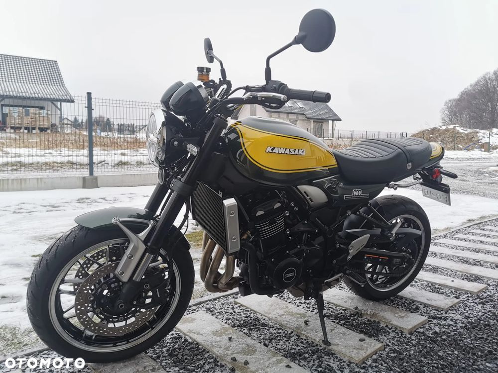 Kawasaki Z 900 RS - 2