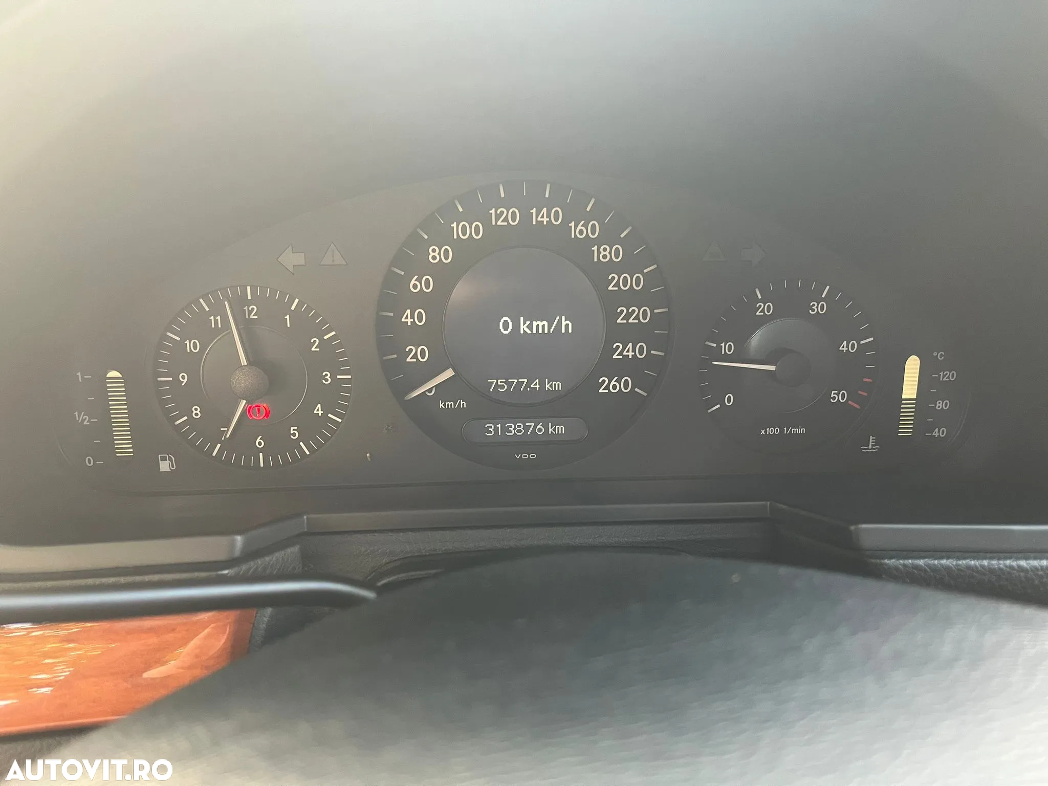 Mercedes-Benz E 220 CDI - 4