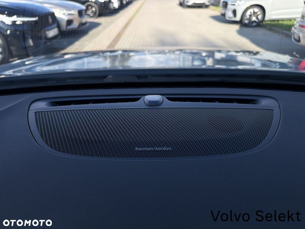 Volvo V60 Cross Country - 28