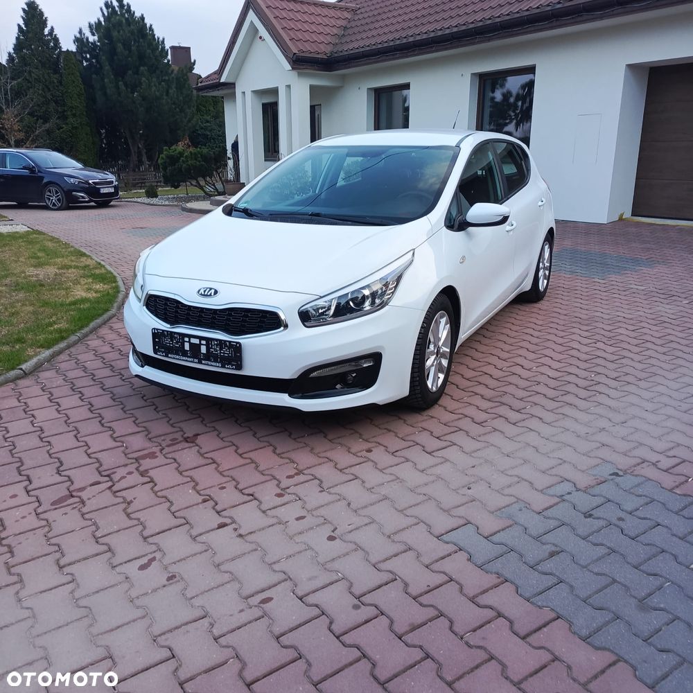 Kia Ceed - 2