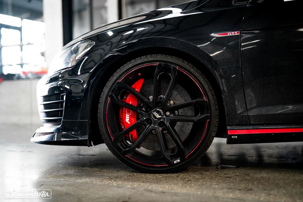 VW Golf 2.0 TSI R DSG - 2