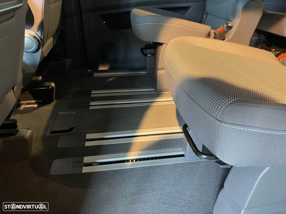 VW Multivan 2.0 TDI BM Comfortline DSG - 22