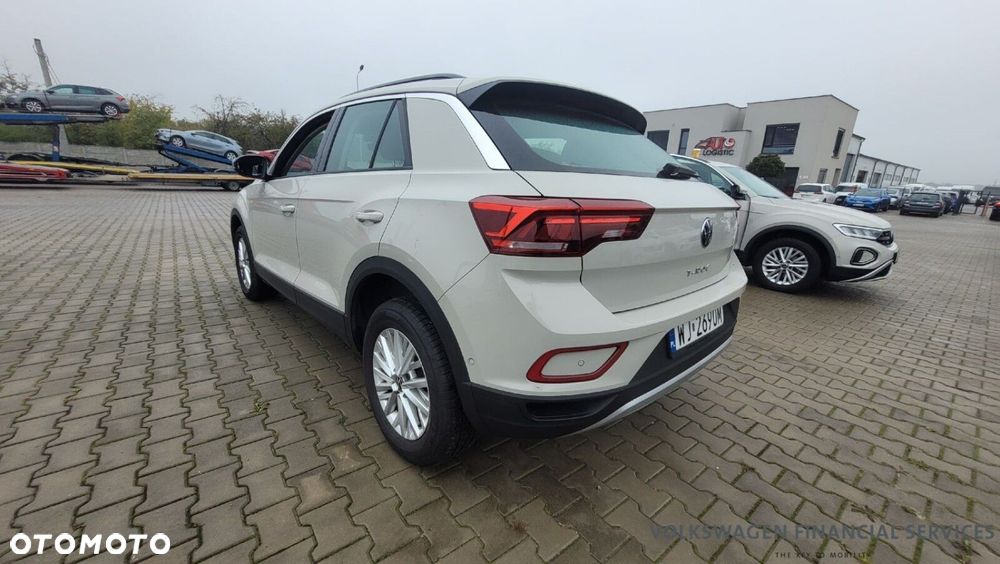 Volkswagen T-Roc - 4