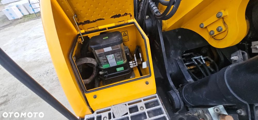 JCB JS 175W+ - 22