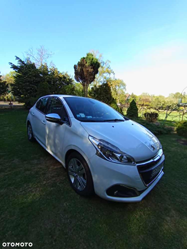 Peugeot 208 PureTech 110 Stop & Start Allure - 5