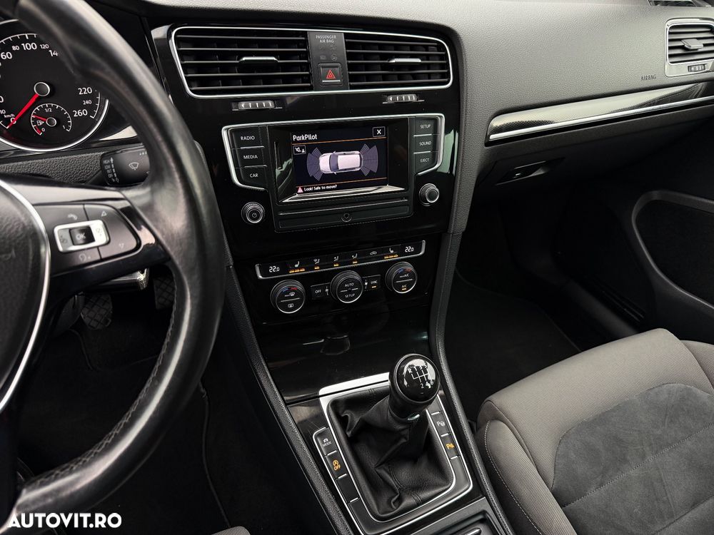 Volkswagen Golf 1.4 TSI Exclusive - 12