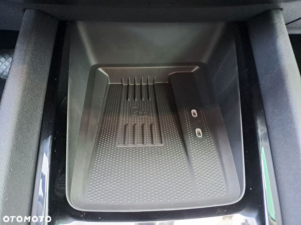 Skoda Octavia 1.5 TSI mHEV Drive Selection DSG - 12