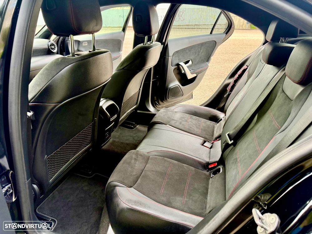 Mercedes-Benz A 250 Limousine e 8G-DCT AMG Line - 11